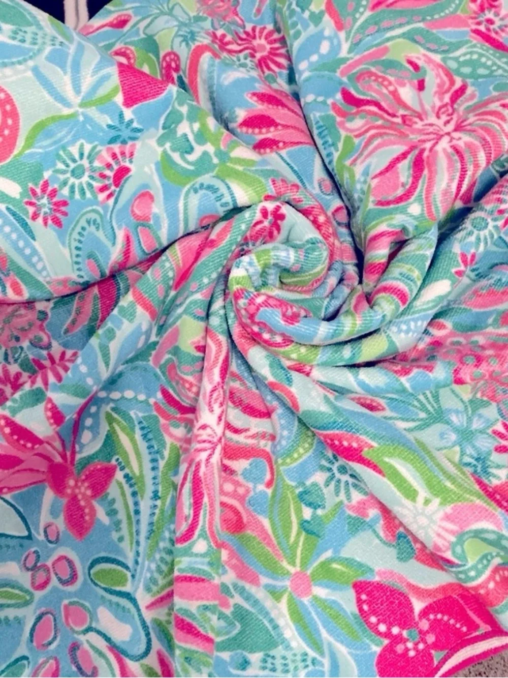 Lilly Pulitzer lounge beach towel 40x72